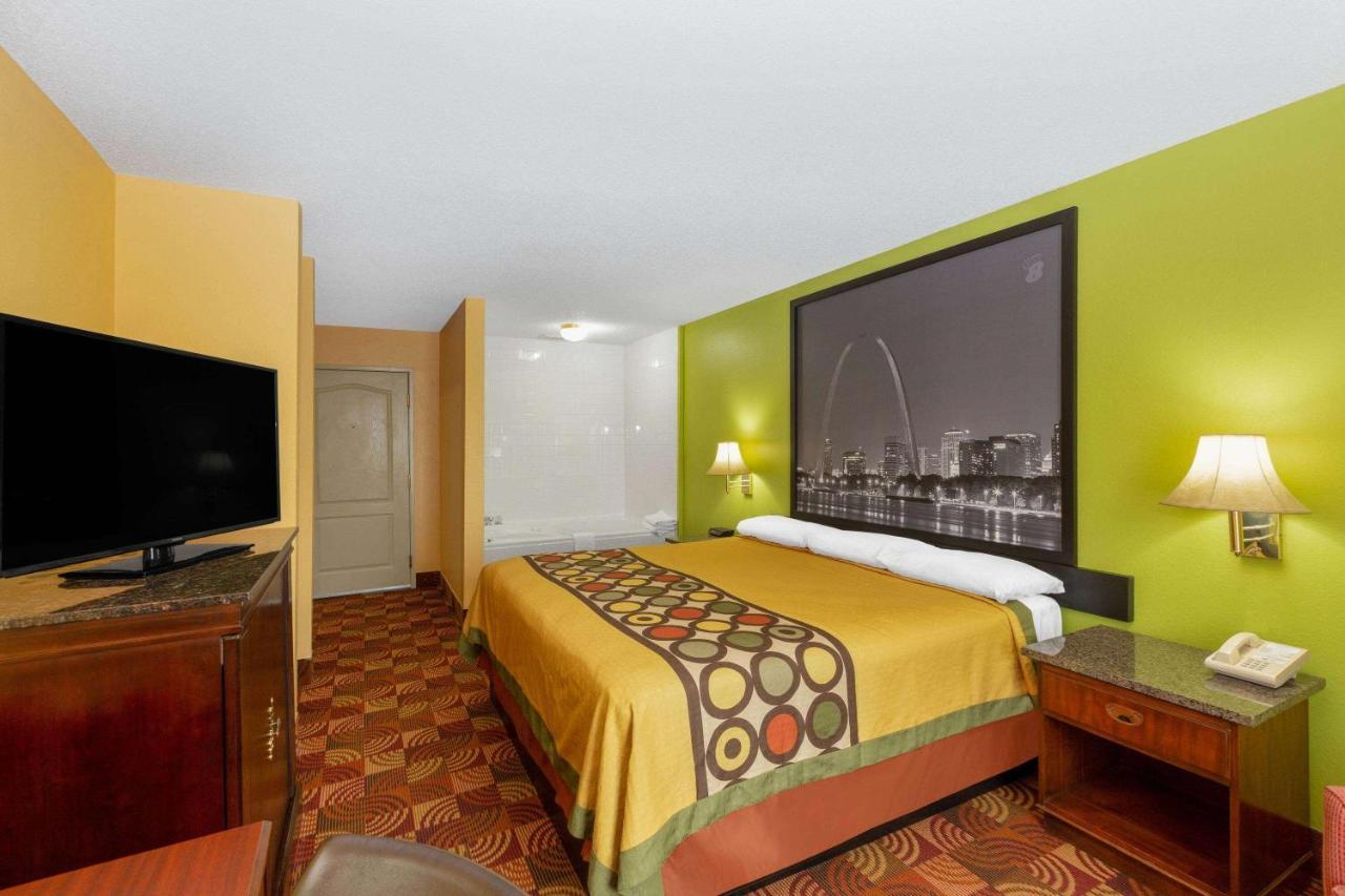 Super 8 By Wyndham Lake Of The Ozarks Eldon Esterno foto