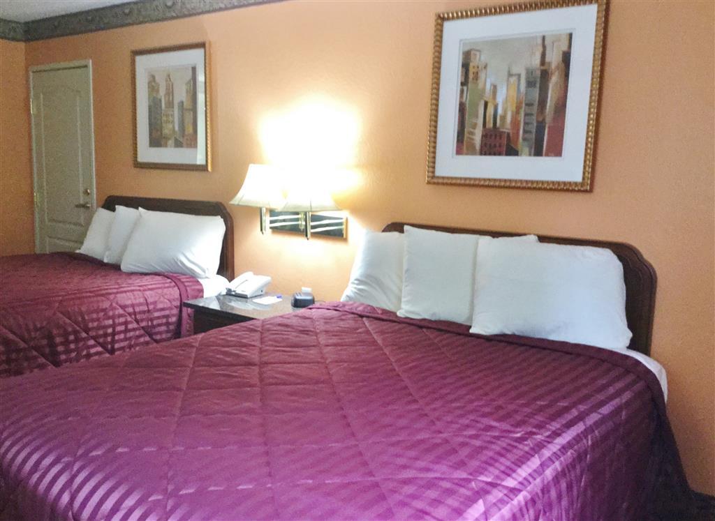 Super 8 By Wyndham Lake Of The Ozarks Eldon Camera foto